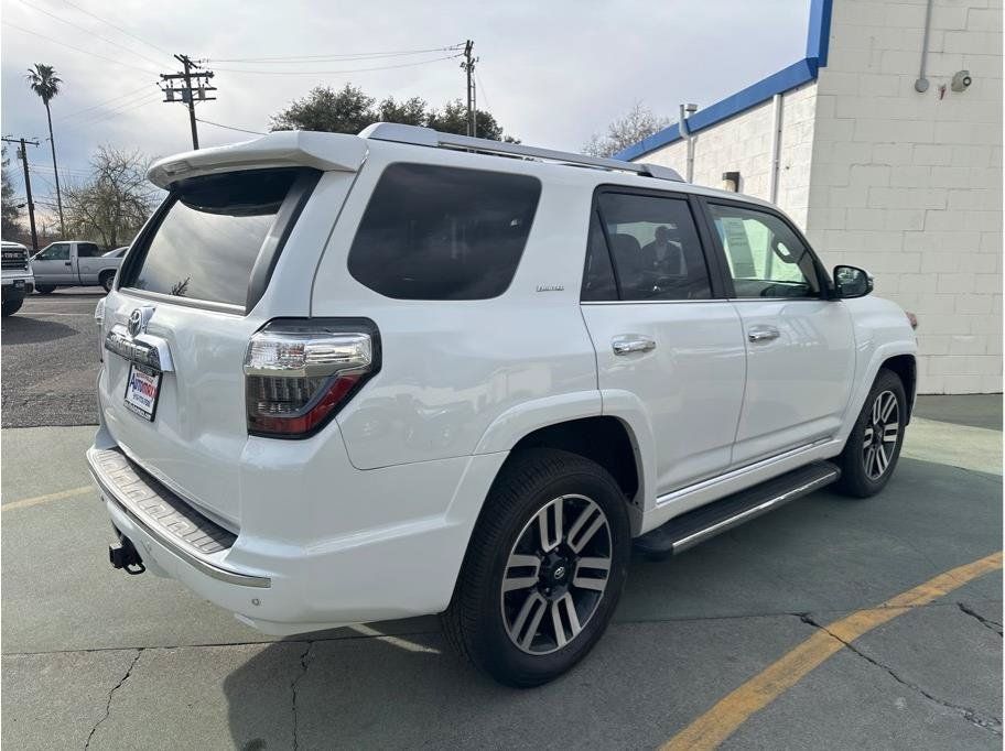 Used 2015 Toyota 4Runner Limited AWD/4WD image 8