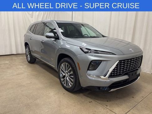 Used 2025 Buick Enclave Avenir w/ Super Cruise Package image 1