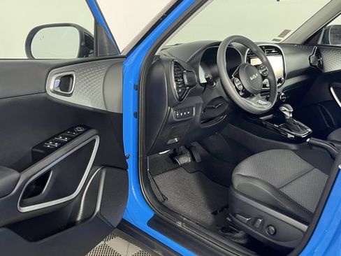 Used 2024 Kia Soul S image 23