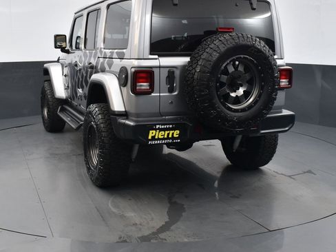 Used 2020 Jeep Wrangler Unlimited Sahara w/ Uconnect 4C Nav & Sound Group image 19