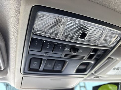 Used 2022 Toyota 4Runner SR5 Premium w/ Moonroof Package image 40