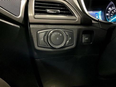 Used 2018 Ford Fusion S image 15