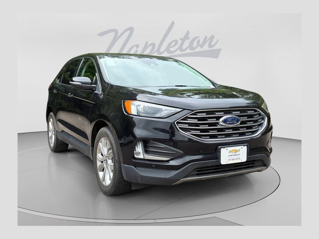 Used 2022 Ford Edge Titanium AWD/4WD image 1