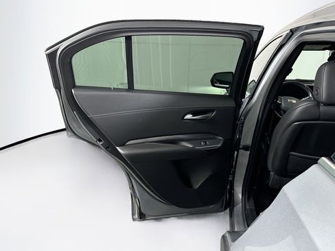 Used 2024 Cadillac XT4 Premium Luxury image 27