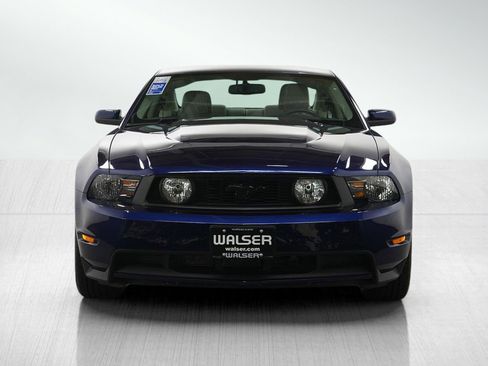 Used 2010 Ford Mustang GT Premium RWD image 8
