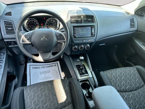 Used 2024 Mitsubishi Outlander Sport ES AWD/4WD image 4