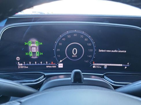 Certified 2024 Cadillac Escalade Sport w/ Touring Package image 23