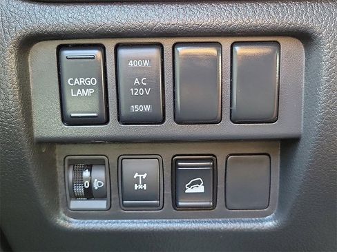 Used 2023 Nissan Titan PRO-4X w/ Pro-4x Convenience Package image 16