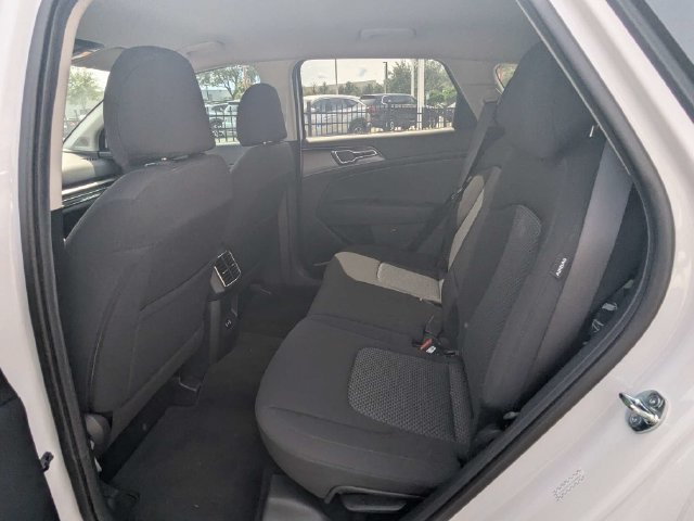 New 2026 Kia Sportage LX w/ LX Convenience Package FWD image 14