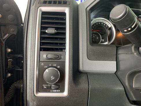 Used 2015 RAM 1500 Lone Star image 17