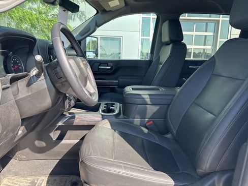 Certified 2022 Chevrolet Silverado 2500 LTZ w/ LTZ Convenience Package AWD/4WD image 9