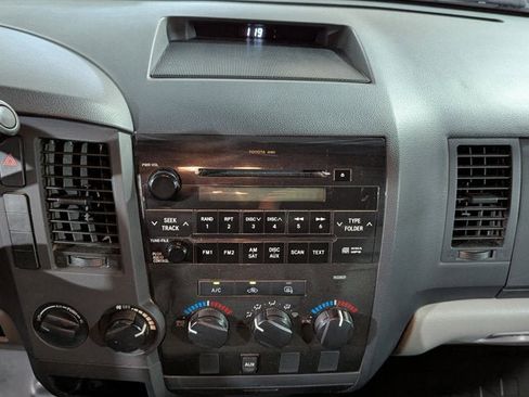 Used 2012 Toyota Tundra 4x4 Double Cab image 35