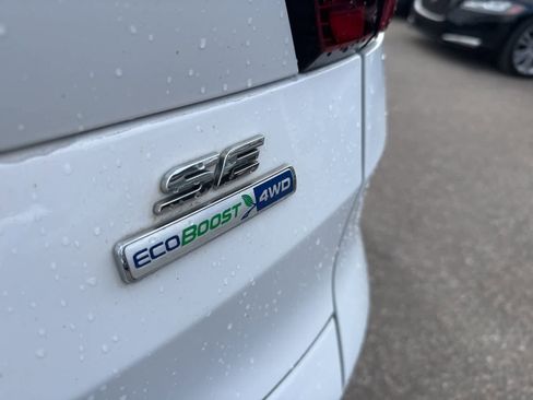 Used 2019 Ford Escape SE image 22