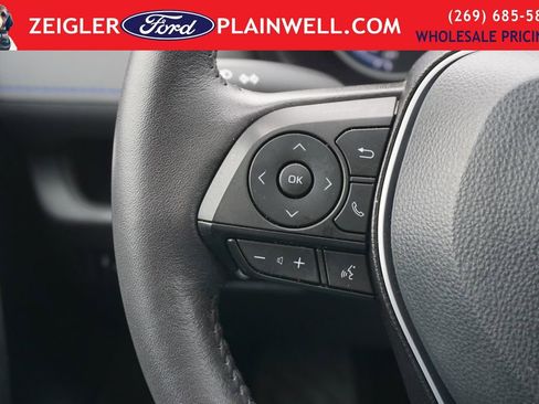 Used 2022 Toyota RAV4 XSE image 25