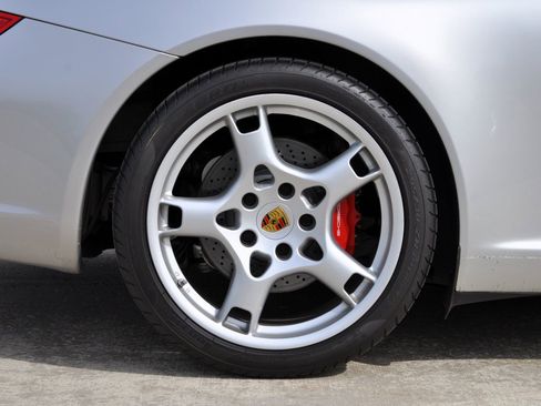 Used 2006 Porsche 911 Carrera S RWD image 12
