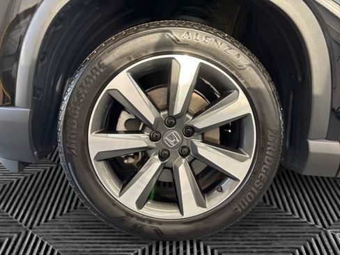 Used 2025 Honda Pilot Elite image 30