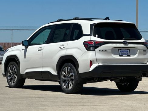 New 2026 Subaru Forester Touring AWD/4WD image 5
