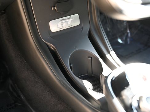 Used 2023 McLaren GT RWD image 33