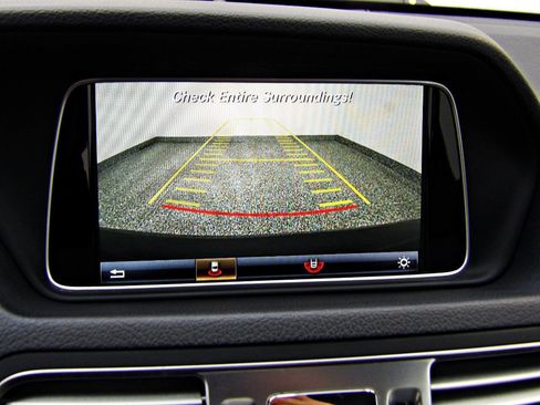 Used 2016 Mercedes-Benz E 400 Coupe image 14