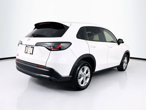 Used 2025 Honda HR-V LX image 10