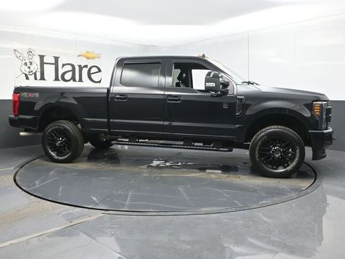 Used 2019 Ford F250 Lariat image 1