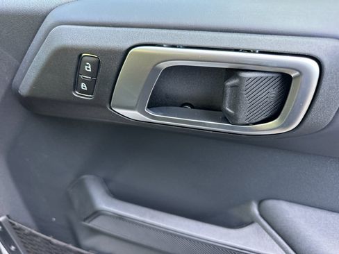 New 2026 Ford Bronco Badlands AWD/4WD image 19