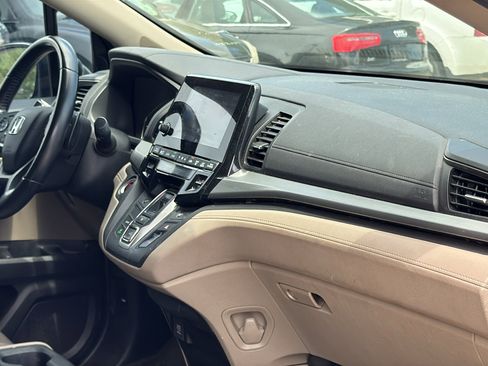 Used 2018 Honda Odyssey EX-L image 27