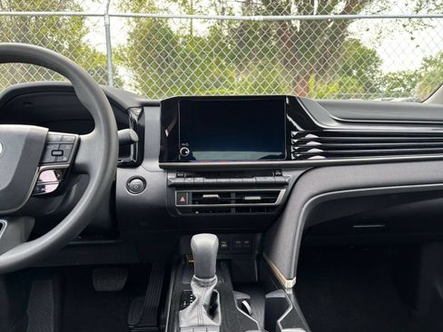 Used 2026 Toyota Camry LE FWD image 17