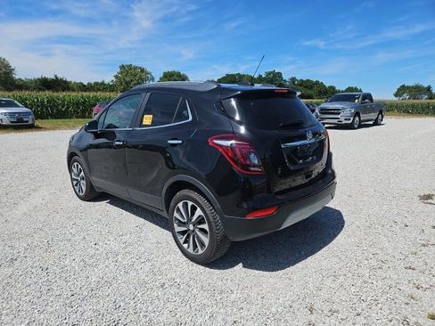Used 2022 Buick Encore Preferred w/ Safety Package image 8
