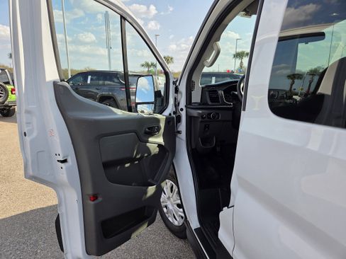 Used 2024 Ford Transit 350 XLT image 12