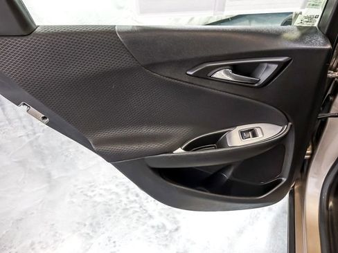 Used 2024 Chevrolet Malibu LT image 27