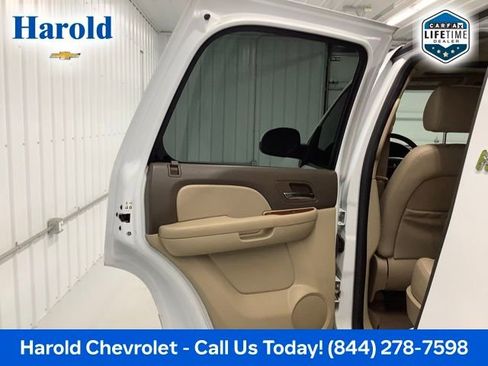 Used 2008 GMC Yukon 4WD Hybrid image 13