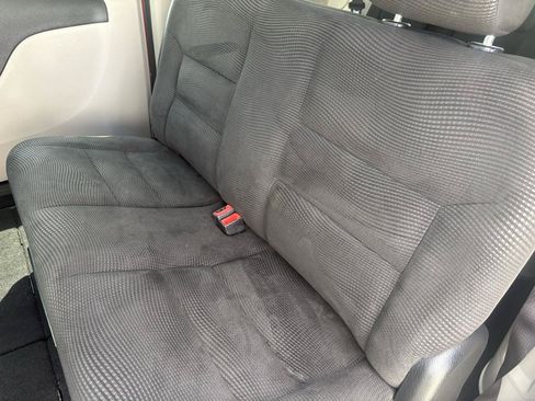 Used 2020 Dodge Grand Caravan SE FWD image 23