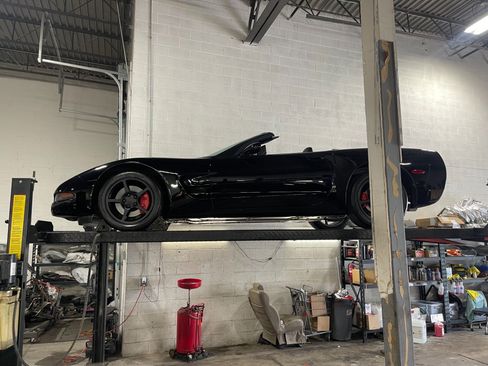 Used 2001 Chevrolet Corvette Convertible w/ Preferred Equipment Group2 RWD image 76