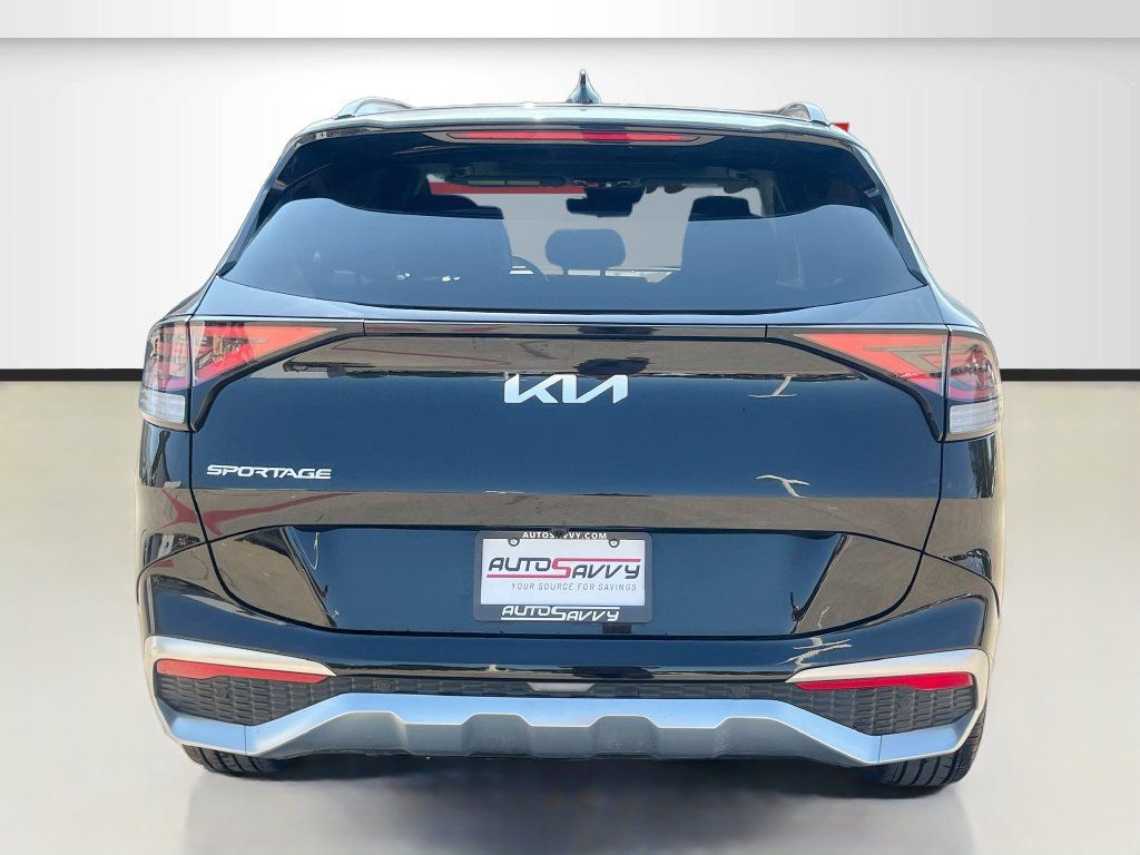 Used 2025 Kia Sportage SX FWD image 6
