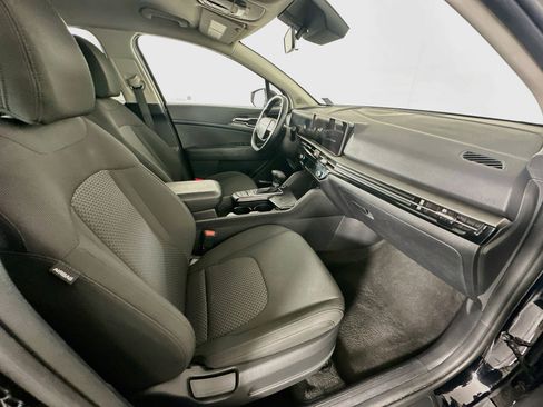 Used 2026 Kia Sportage LX FWD image 30