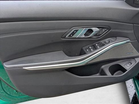 Used 2022 BMW M3 Competition w/ Executive Package image 9