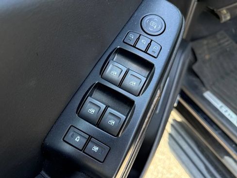 Used 2020 Chevrolet Tahoe LT AWD/4WD image 27