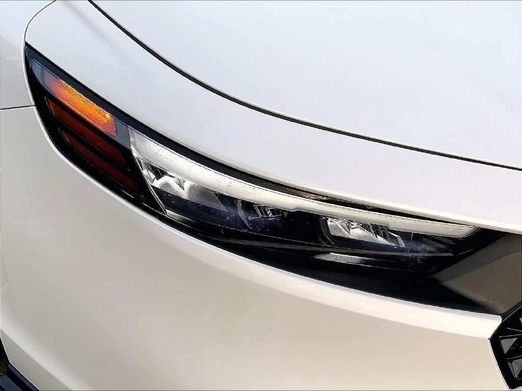 Used 2024 Honda Accord EX image 31