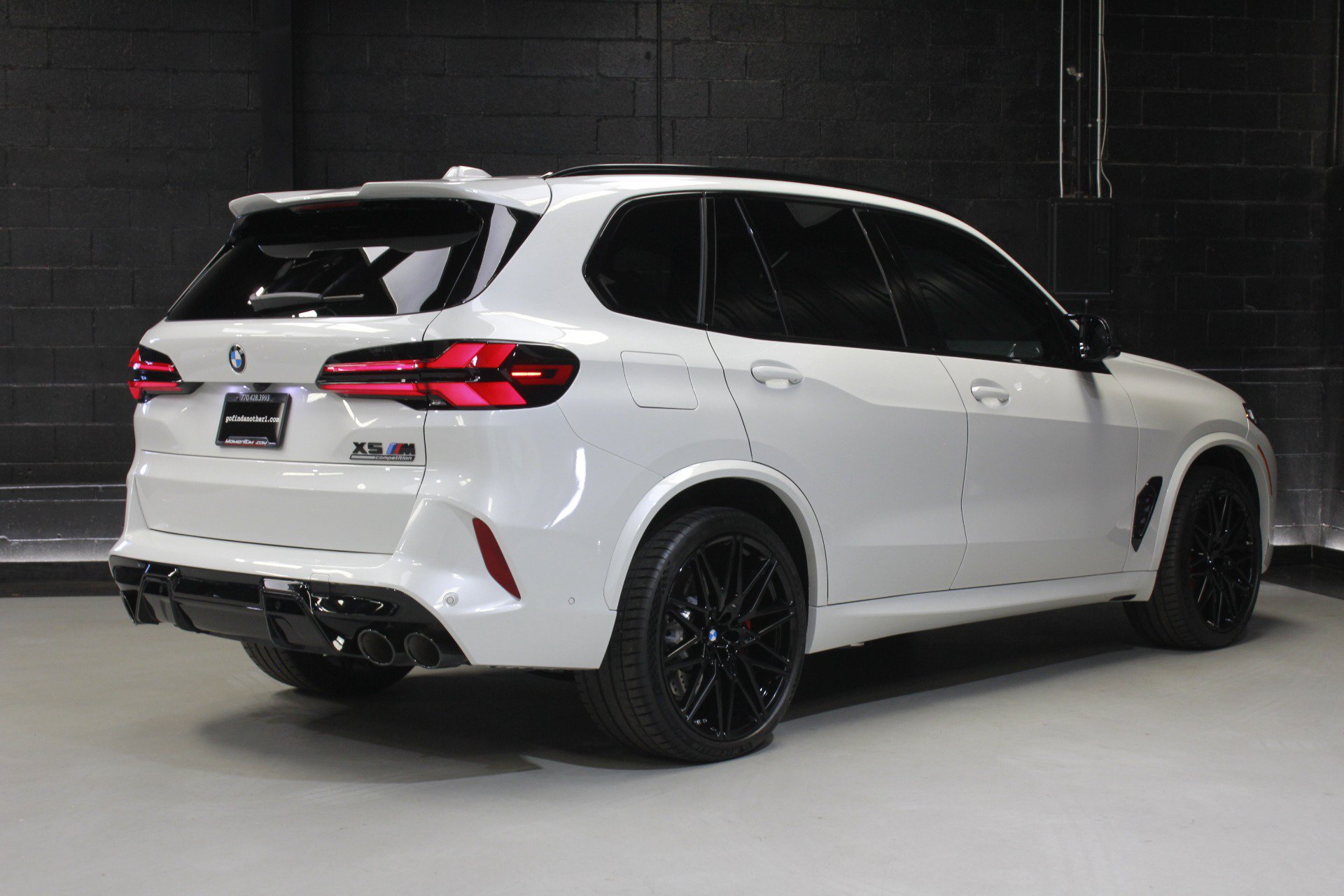 Used 2026 BMW X5 M Competition w/ Executive Package AWD/4WD image 18