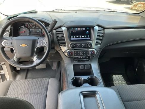 Used 2020 Chevrolet Tahoe LS RWD image 4