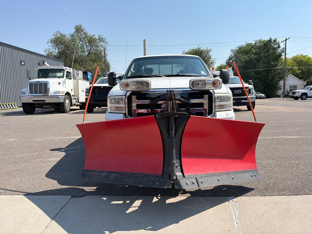 Used 2005 Ford F250 4x4 SuperCab Super Duty image 2