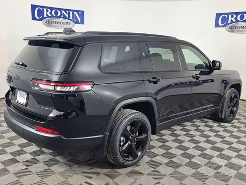 New 2025 Jeep Grand Cherokee L Laredo AWD/4WD image 5
