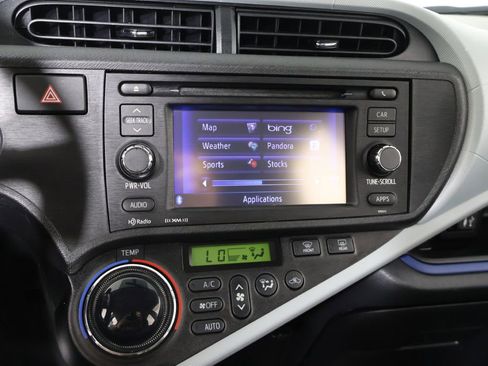 Used 2012 Toyota Prius C image 25