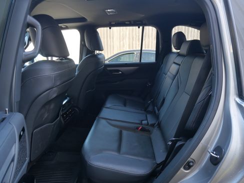 Used 2023 Lexus LX 600 F Sport w/ Accessory Package (Z1) image 9