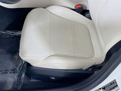 Used 2023 Mercedes-Benz C 300 Sedan image 19