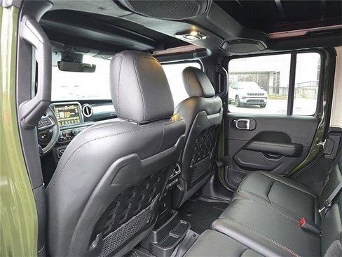 Used 2023 Jeep Wrangler Unlimited Rubicon 392 AWD/4WD image 17