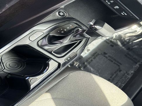 Used 2025 Kia K4 LXS image 25