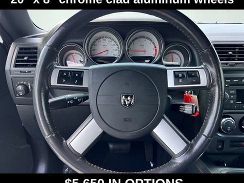 Used 2009 Dodge Challenger R/T RWD image 31