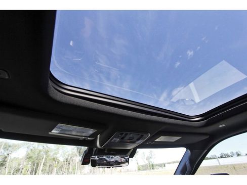 Used 2026 Toyota Tundra Platinum w/ TRD Off-Road Package image 29